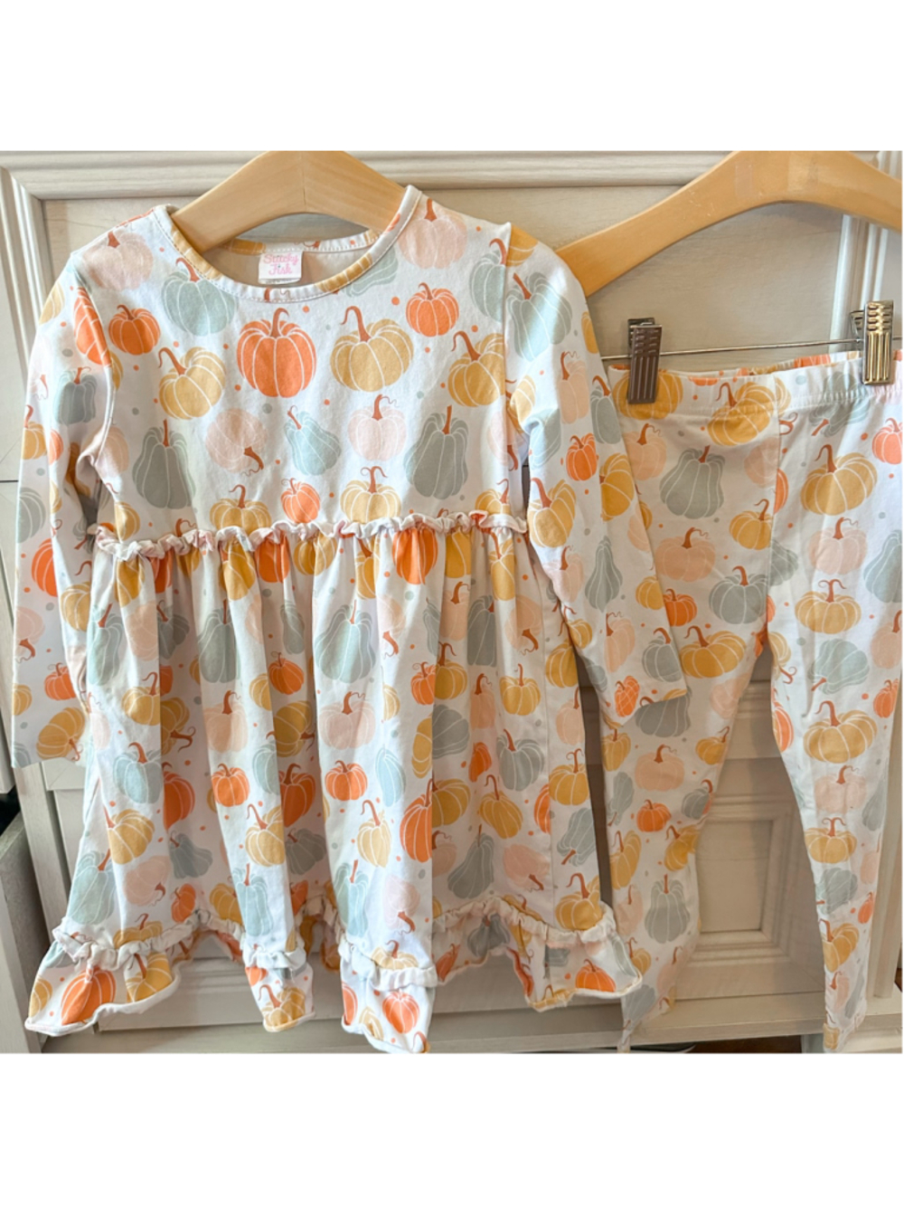 Girls Stitchy Fish Pumpkin Print Matching Set 3T White Orange